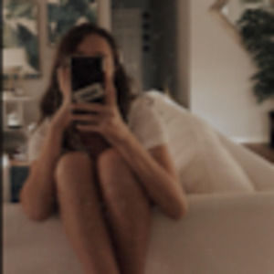 Meet your Posher, Gloria